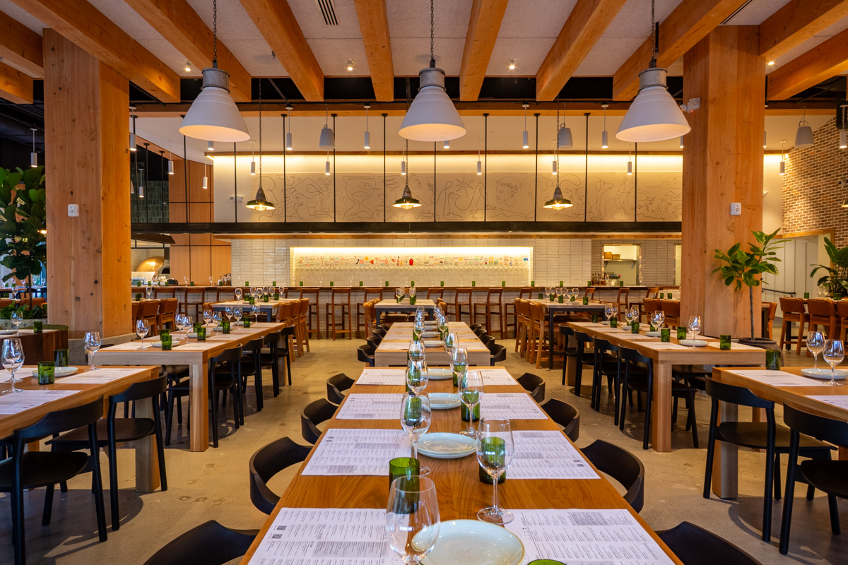 bar and dining at Sixty Vines, Gaithersburg, MD 360 Virtual Tour for American Restaurant