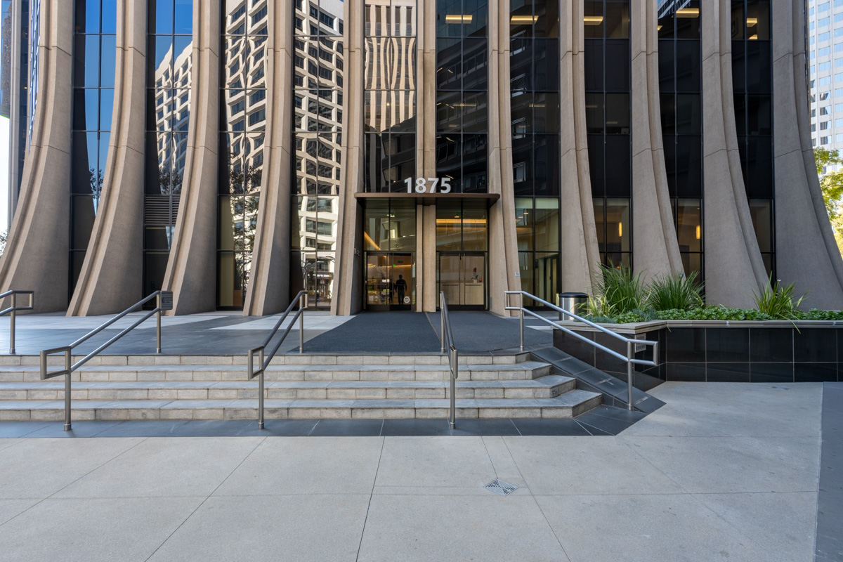 front exterior of Bana Law Accident & Injury Lawyers, Los Angeles, CA 360 Virtual Tour for Personal injury attorney