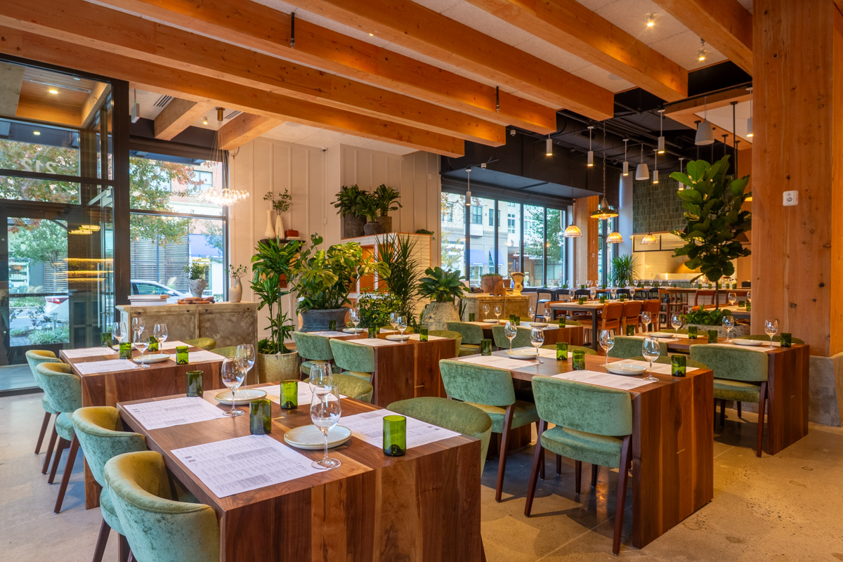 inside Sixty Vines, Gaithersburg, MD 360 Virtual Tour for American Restaurant