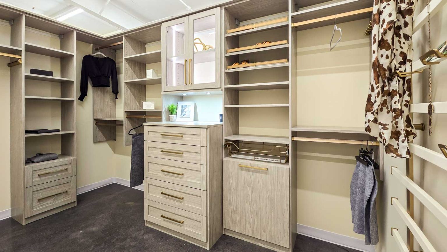 California Closets, Raleigh, NC | 360 Virtual Tour for Interior ...