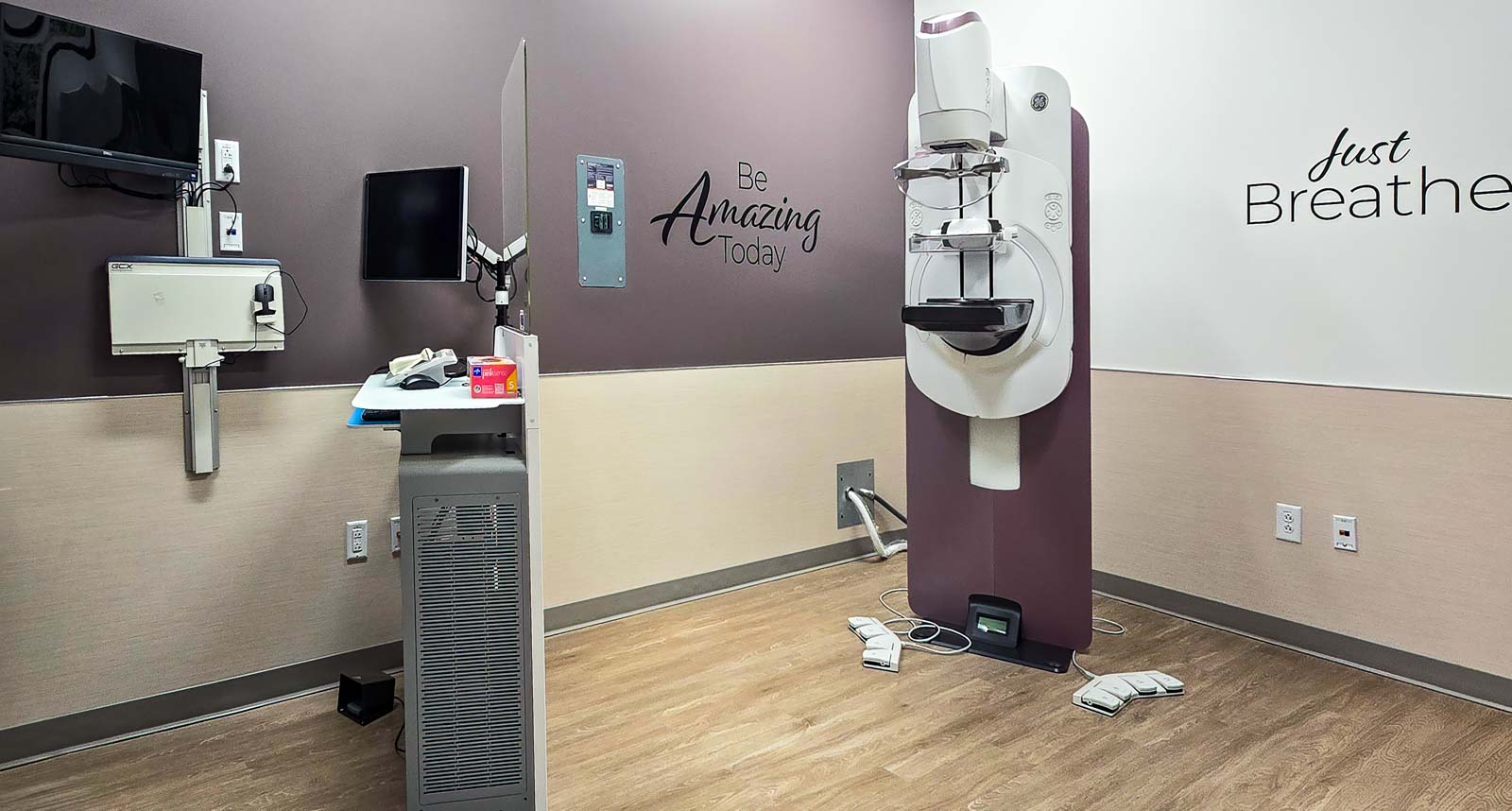 imaging machine at Solis Mammography, Apex, NC 360 Virtual Tour for Mammography service