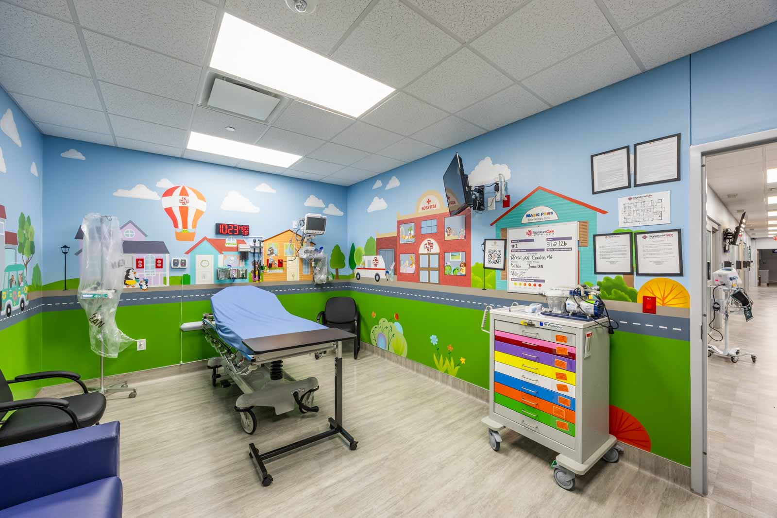 patient room at SignatureCare Emergency Center, Frisco, TX 360 Virtual Tour for Emergency room