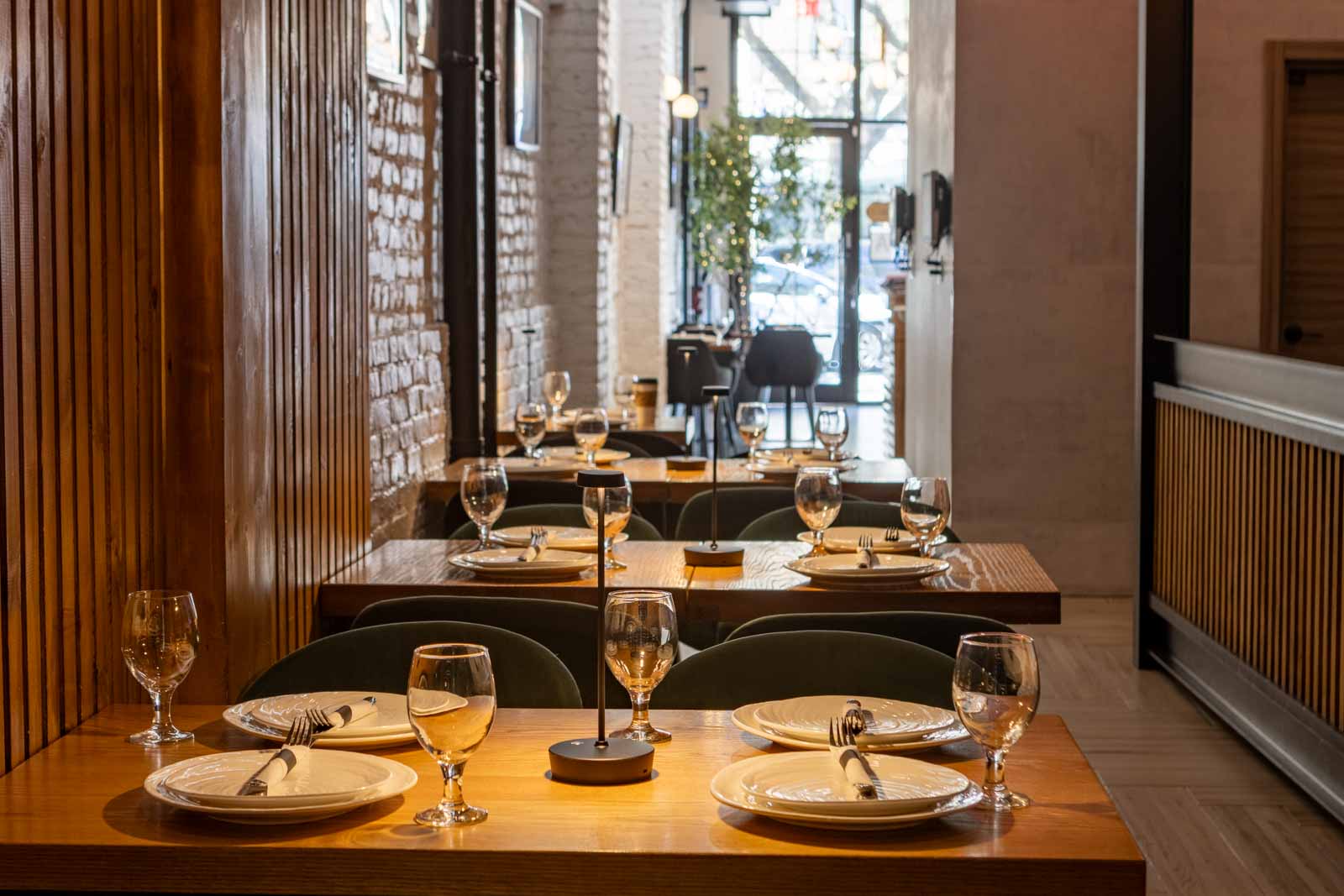 dining tables at Nargis Cafe, Brooklyn, NY 360 Virtual Tour for Uzbeki Restaurant