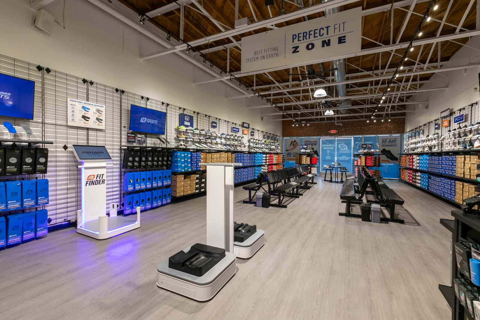 shoe size measurement at Road Runner Sports, Phoenix, AZ 360 Virtual Tour for Running Shoe Store