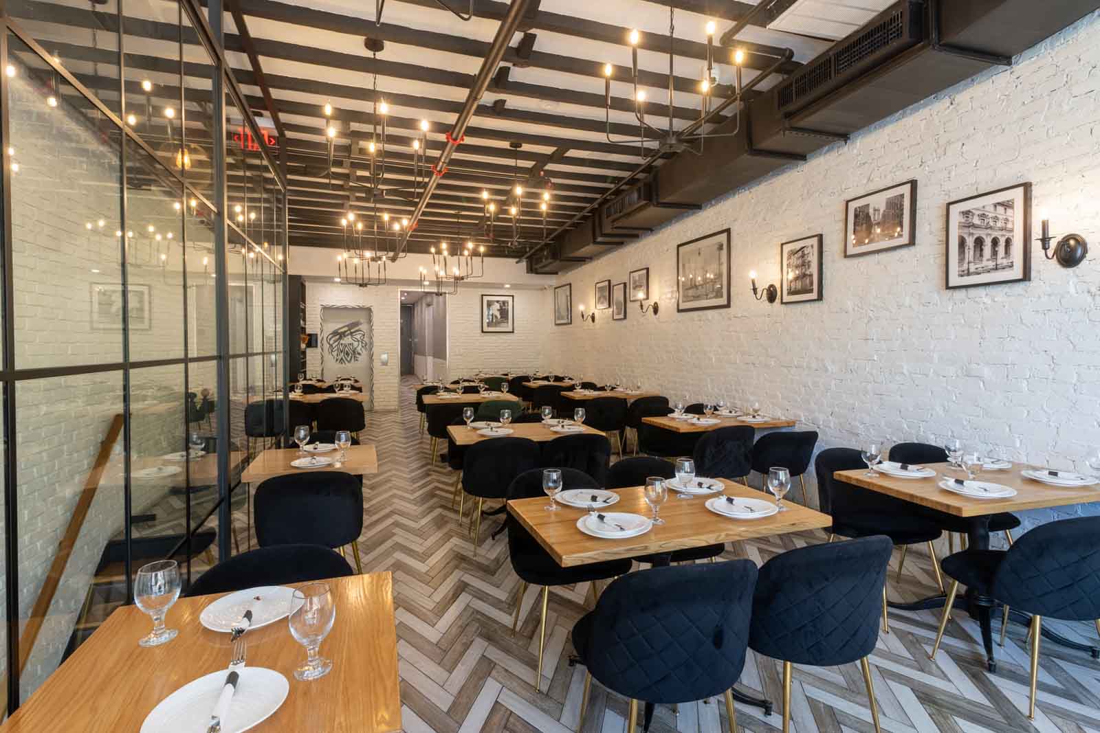 upper level dining room at Nargis Cafe, Brooklyn, NY 360 Virtual Tour for Uzbeki Restaurant