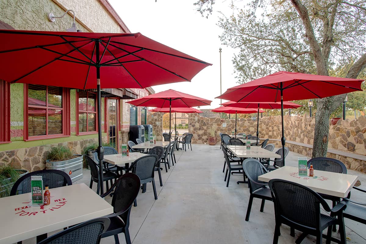 Lupe Tortilla Mexican Restaurant, Pearland, TX 360 Virtual Tour for Lupe Tortilla Mexican Restaurant Outdoor Seating