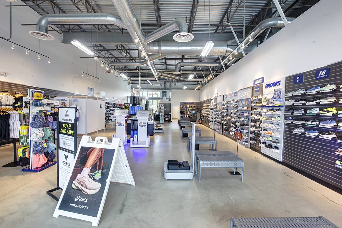 Road Runner Sports, Naperville, IL 360 Virtual Tour for Running Store Interior